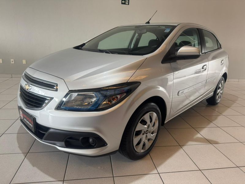 ONIX LT 1.4 FLEX - 2013 Espinosa automoveis